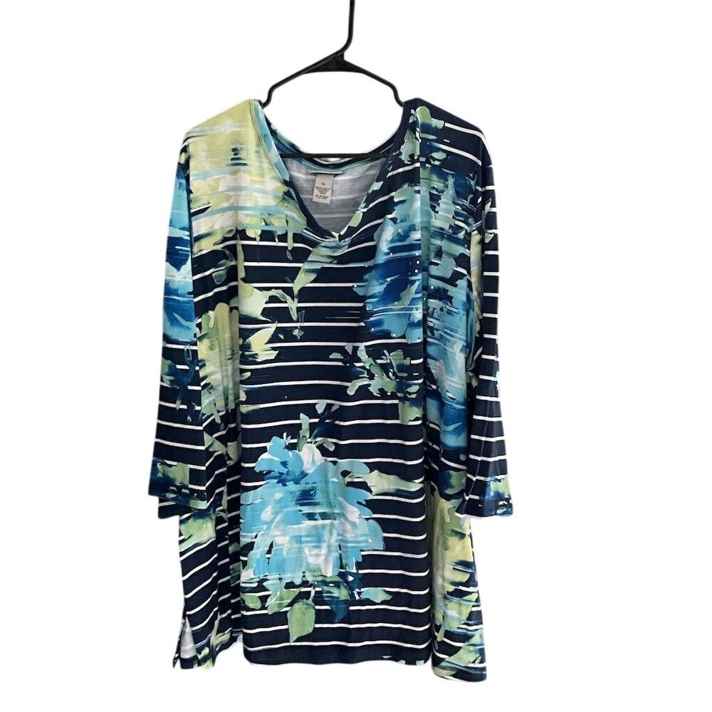 Catherine's Women's Plus Size 5XL Blue Floral‎ V-Neck 3/4 Sleeve Blouse